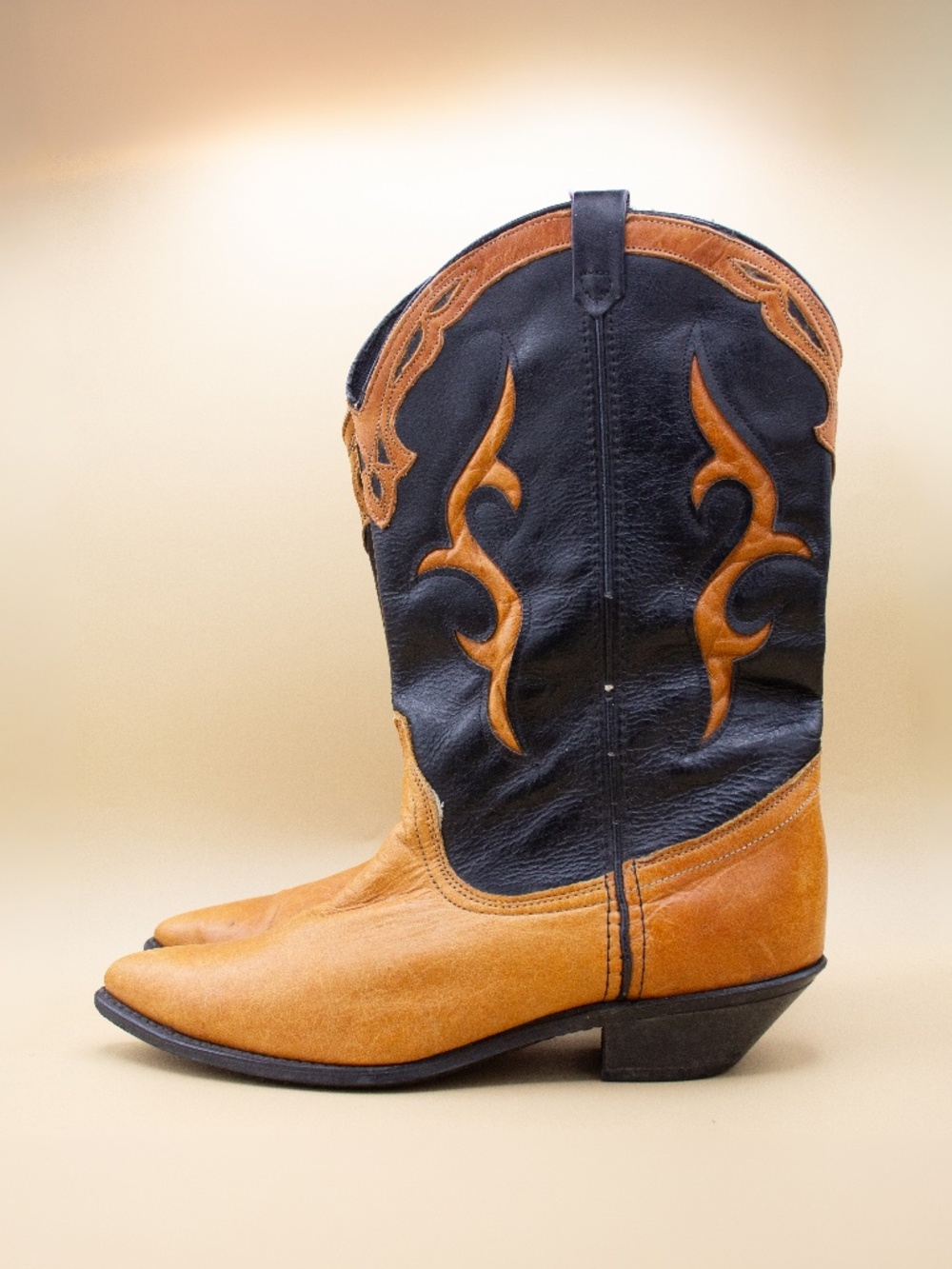 Vintage Dingo Western Golden Tan Black Boots 49543 Women's Size 9 M